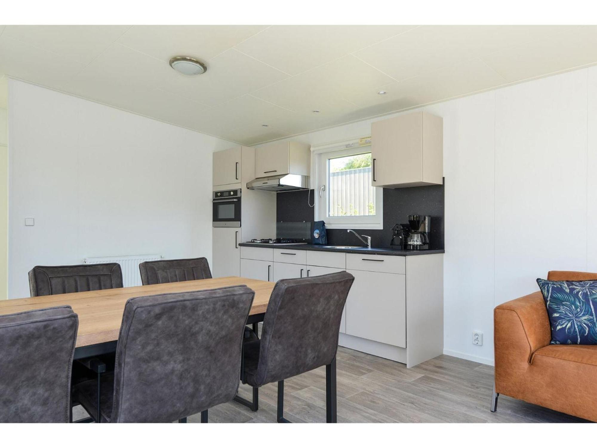 Brand New Chalets At 10 Minutes From The Oosterschelde Heinkenszand Exterior photo